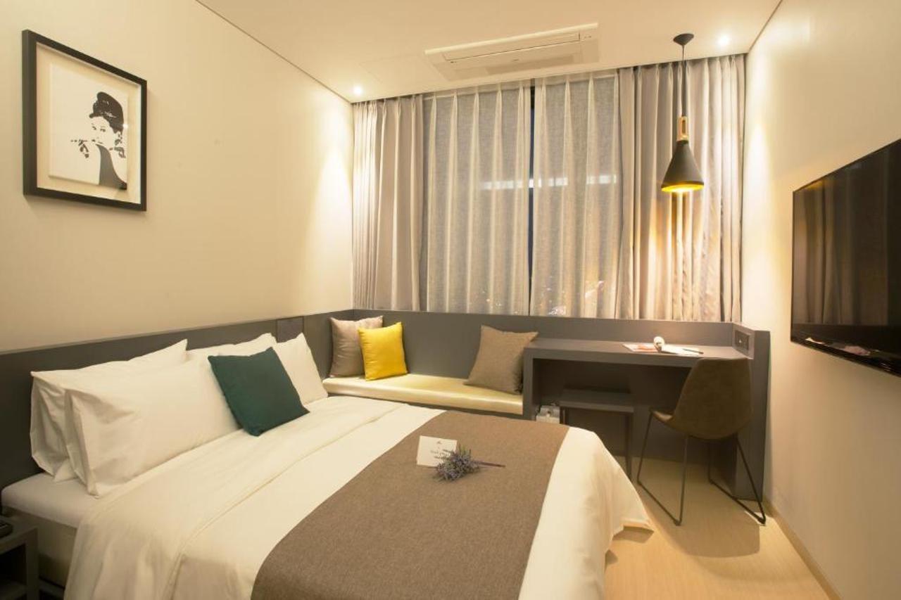 Gloucester Hotel Cheongju Exteriör bild